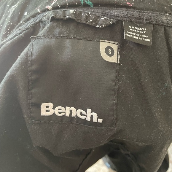 Bench Splatter Pattern Full Zip Sweater - Picture 4 of 4